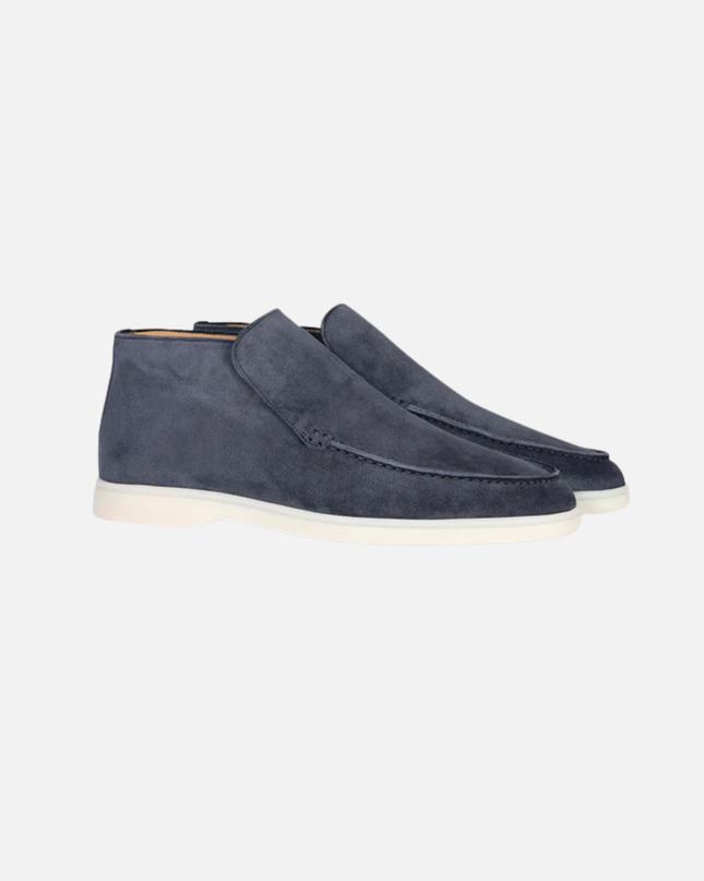 Men’s Slip-On Shoes – High-Cut Design & Light Sole