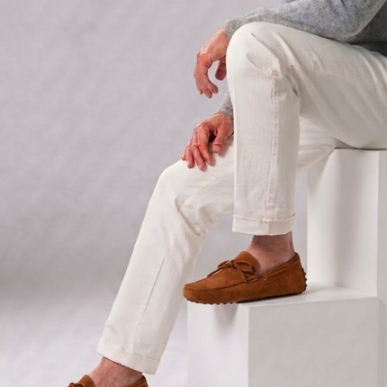 Men’s Slip-On Loafers – Bow Detail & Textured Sole