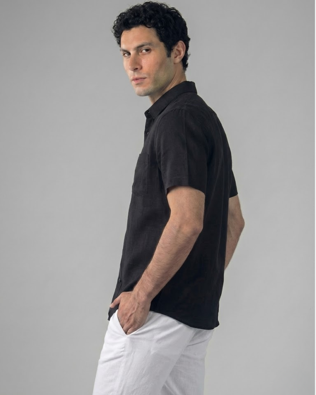 Men’s Short Sleeve Shirt – Button-Up & Chest Pocket