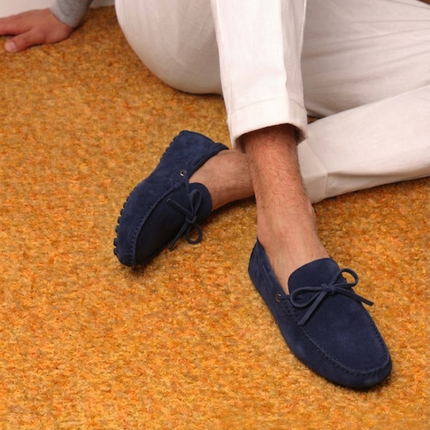 Men’s Slip-On Loafers – Bow Detail & Textured Sole