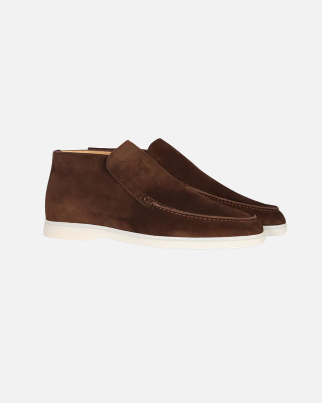 Men’s Slip-On Shoes – High-Cut Design & Light Sole