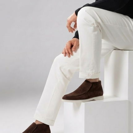 Men’s Slip-On Shoes – High-Cut Design & Light Sole
