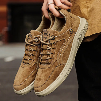 Men’s UrbanTrail Lace-Up Casual Sneakers