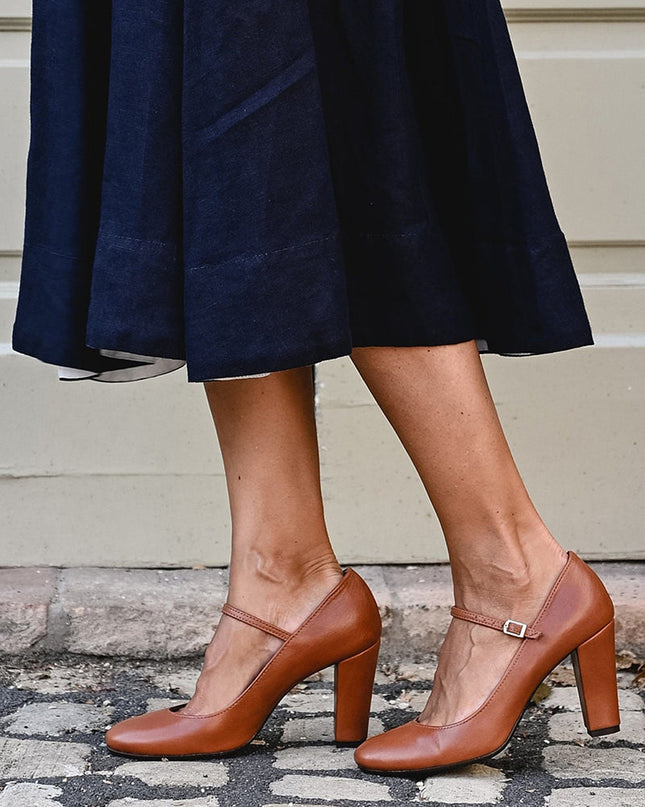 Calisette | Elegant Comfort Mary Jane Block Heels