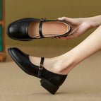 Black / 3