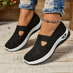 Black / 4