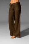 Brown / S