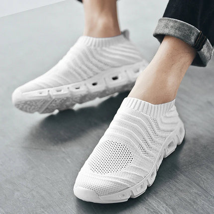 Men’s AeroKnit Slip-On Flex Sneakers