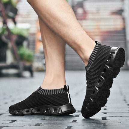 Men’s AeroKnit Slip-On Flex Sneakers