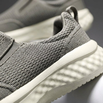 Men’s AeroMesh Slip-On Walking Sneakers