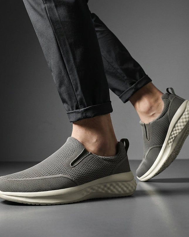 Men’s AeroMesh Slip-On Walking Sneakers