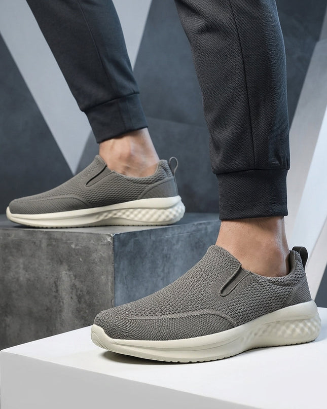 Men’s AeroMesh Slip-On Walking Sneakers