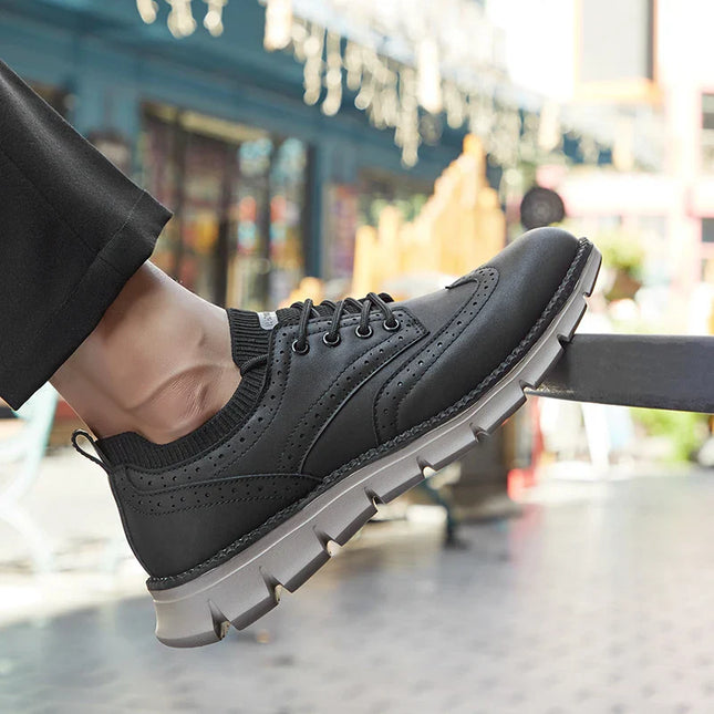 Men’s Canyon Wingtip Trail Sneakers