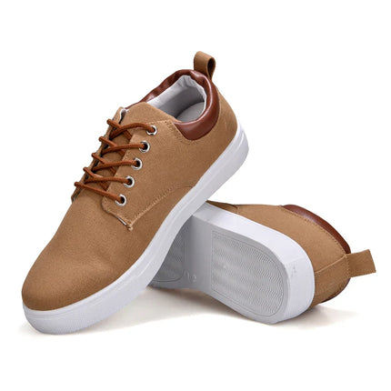 Men’s Casual Sneakers – Contrast Sole & Heel Tab