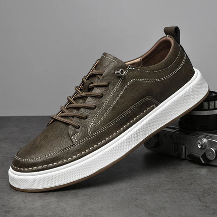 Men’s Contrast Sole Lace-Up Casual Sneakers