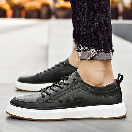 Men’s Contrast Sole Lace-Up Casual Sneakers