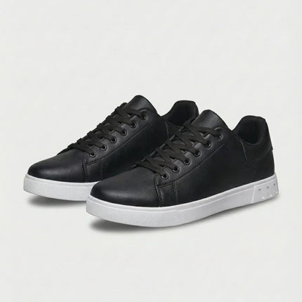Men’s Crestline Court Lace-Up Sneakers