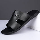 Black / 8