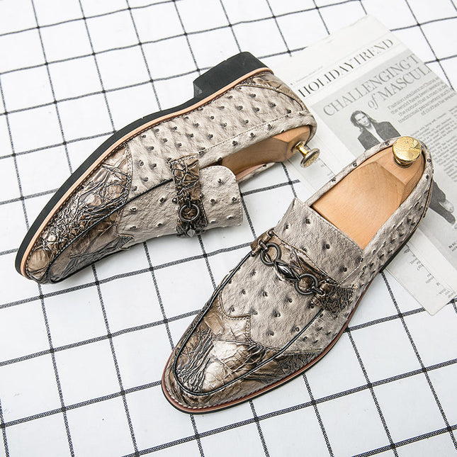 Men’s Embossed Texture Metal Accent Loafers