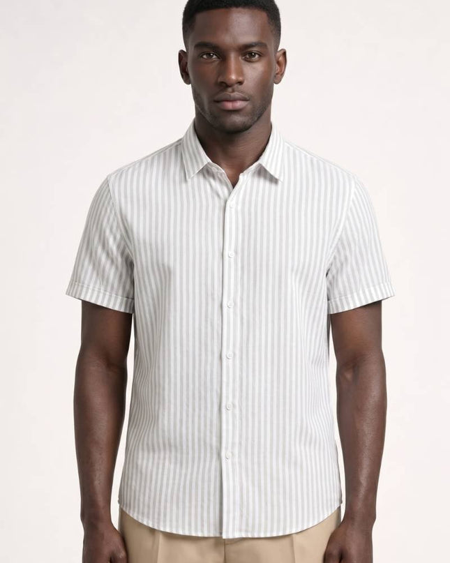 Men’s Fine Stripe Short Sleeve Button-Up Shirt