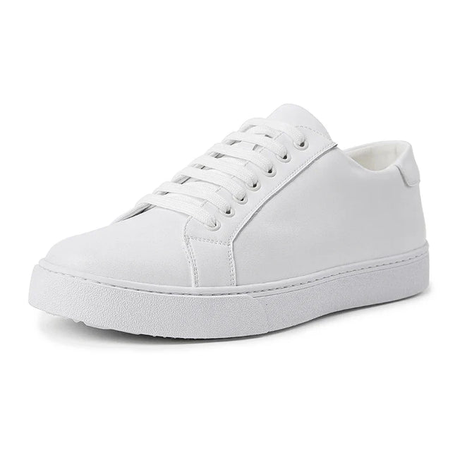 Men’s Lace-Up Sneakers – Contrast Sole