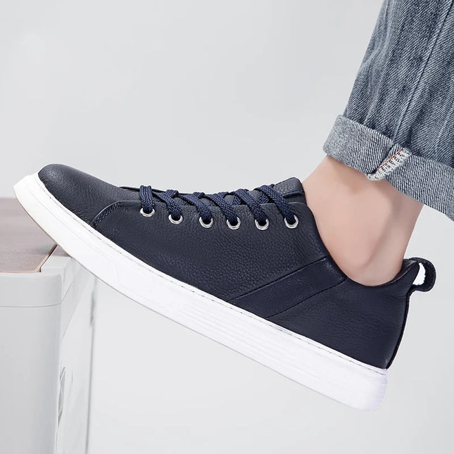 Men’s Low Top Sneakers – Contrast Sole