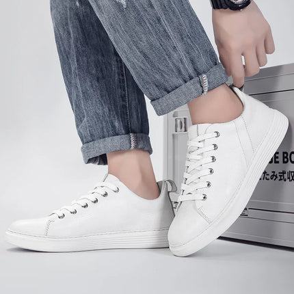 Men’s Low Top Sneakers – Contrast Sole