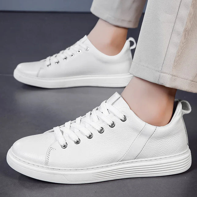 Men’s Low Top Sneakers – Contrast Sole