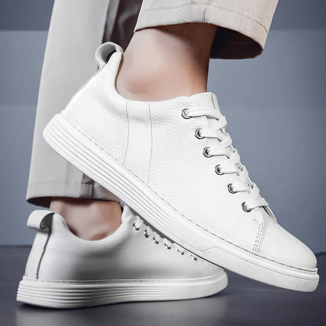 Men’s Low Top Sneakers – Contrast Sole