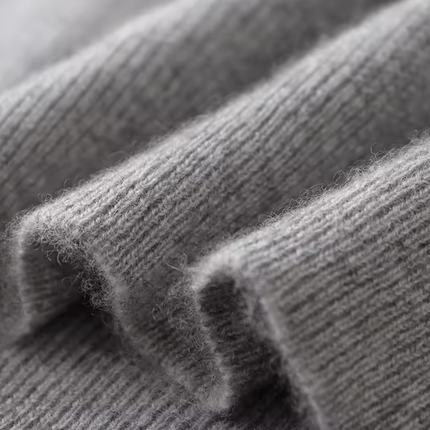 Men’s Minimal Crew Neck Knit Vest