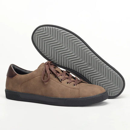 Men’s Minimal Lace-Up Casual Sneakers