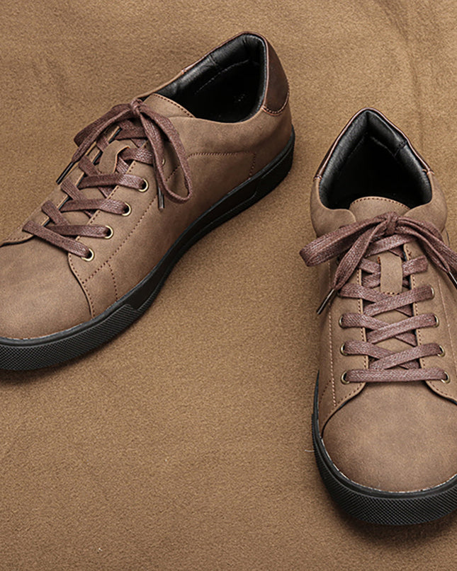 Men’s Minimal Lace-Up Casual Sneakers