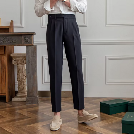Men’s Pleated Tapered Trousers