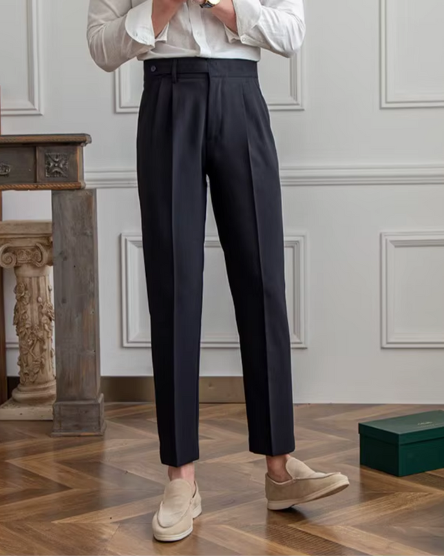 Men’s Pleated Tapered Trousers