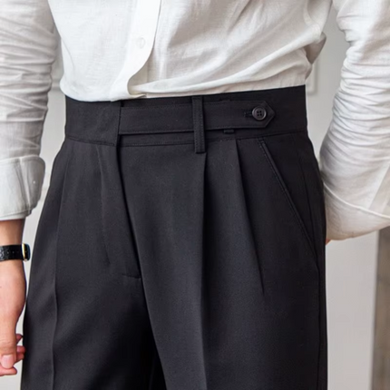 Men’s Pleated Tapered Trousers