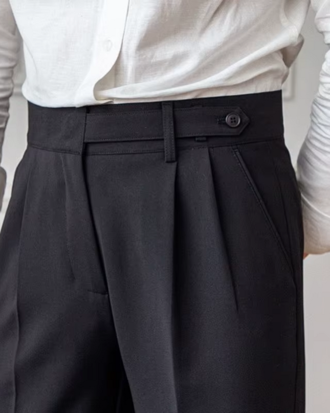 Men’s Pleated Tapered Trousers