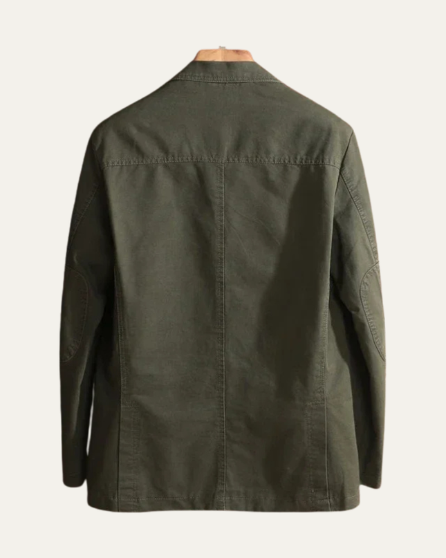 Men’s Relaxed Style Three-Button Blazer