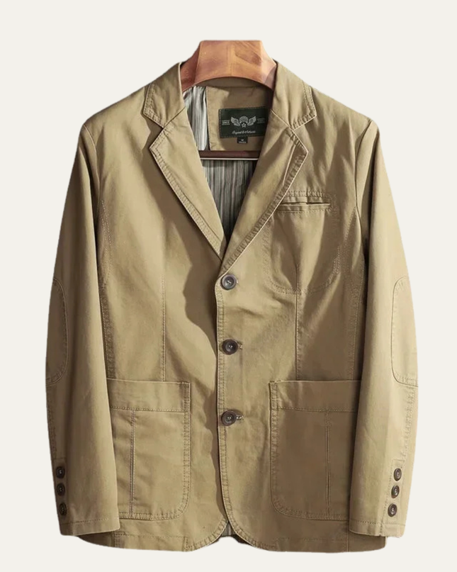 Men’s Relaxed Style Three-Button Blazer