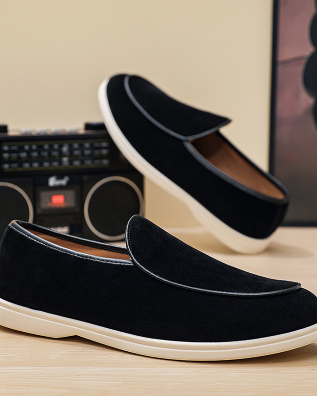 Men’s Slip-On Loafers with Rounded Toe and Flat Sole