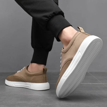 Men’s Textured Lace-Up Casual Sneakers