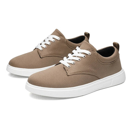 Men’s Textured Lace-Up Casual Sneakers