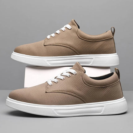 Men’s Textured Lace-Up Casual Sneakers
