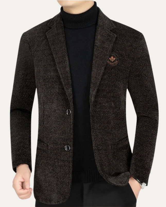 Men’s Textured Notch Lapel Two-Button Blazer