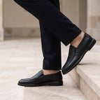 Black / 6