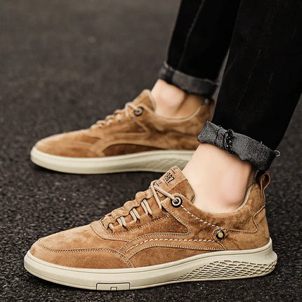 Men’s UrbanTrail Lace-Up Casual Sneakers