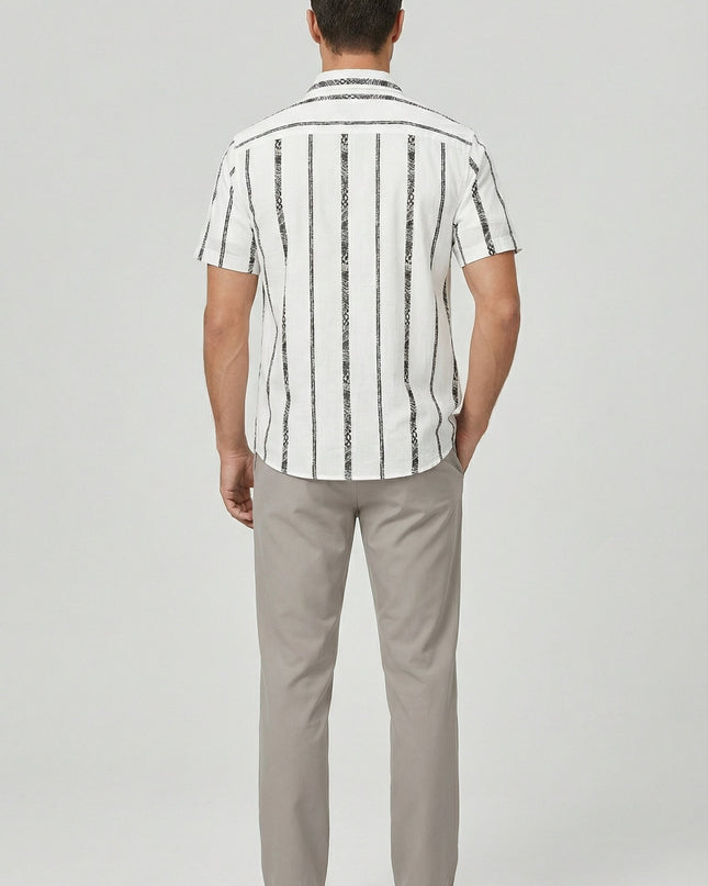 Men’s Vertical Stripe Short Sleeve Shirt