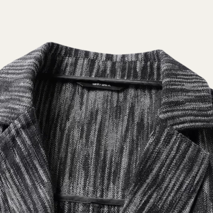 Men’s Vertical Texture Two-Button Blazer