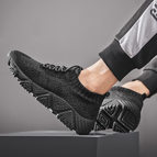 Black / 4