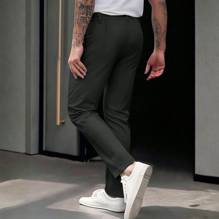 Men’s Pleated Pants in Solid Color