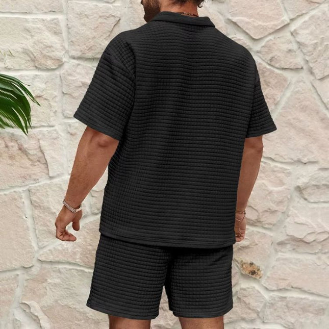 Men’s Short Sleeve Polo and Shorts Set with Textured Pattern